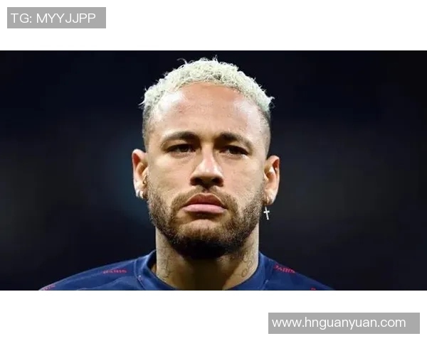 打耳环的足球明星们如何在场上展现个性与风采 打耳环的足球明星们如何在场上展现个性与风采