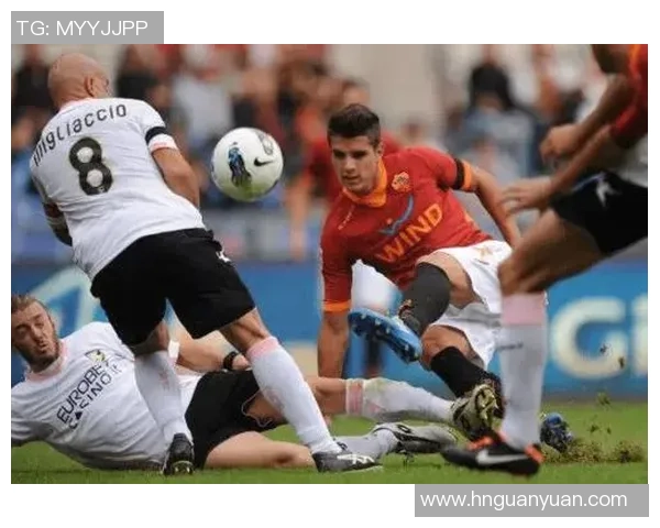 提升球技的秘密足球明星训练课程全解析与实战技巧分享