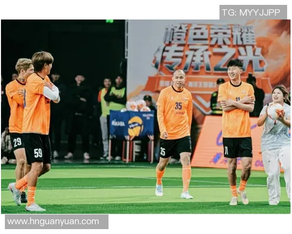 时尚与运动的完美结合足球明星在走秀舞台上的魅力展现