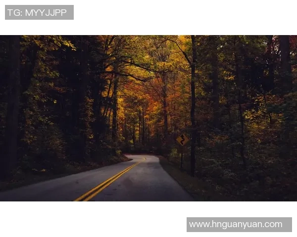 暗黑风格足球明星壁纸尽显个性魅力与激情碰撞的视觉盛宴 暗黑风格足球明星壁纸尽显个性魅力与激情碰撞的视觉盛宴