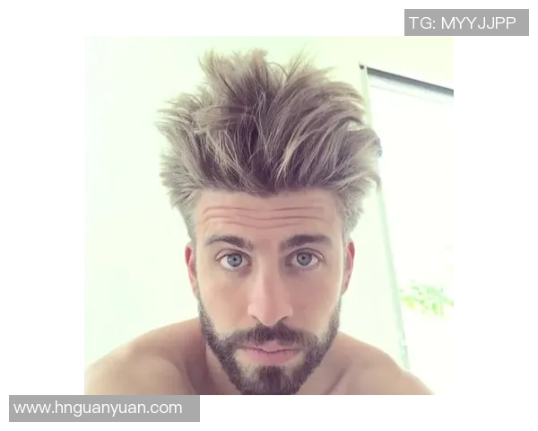 最近一位足球明星宣布退役引发热议他的职业生涯和未来计划揭秘