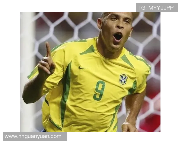 朗牙度足球明星的辉煌历程与对足球界的深远影响探讨